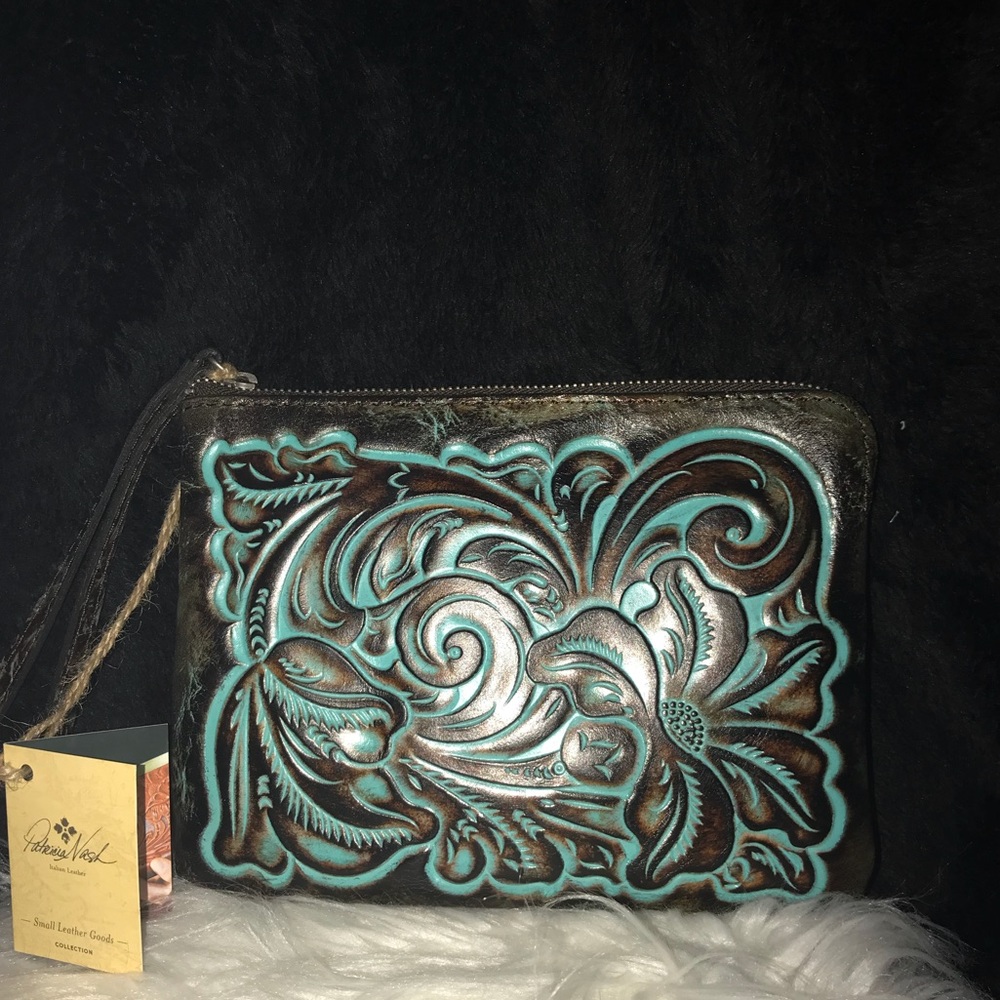 Patricia Nash Turquoise Tooled Cassini Wristlet
